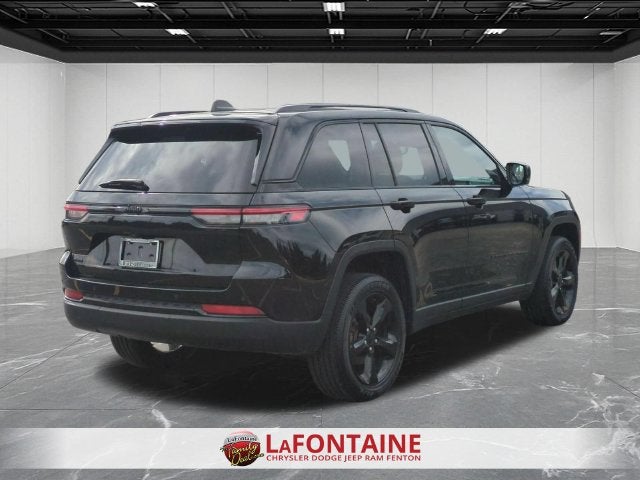 2023 Jeep Grand Cherokee Altitude 4x4