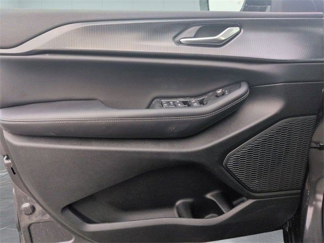 2026 Jeep Grand Cherokee GRAND CHEROKEE LAREDO X 4X4