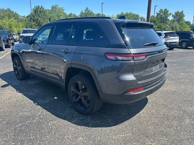 2023 Jeep Grand Cherokee Altitude 4x4