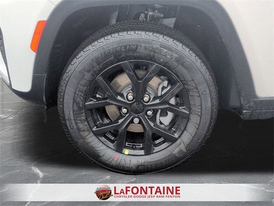 2026 Jeep Grand Cherokee GRAND CHEROKEE LAREDO ALTITUDE 4X4