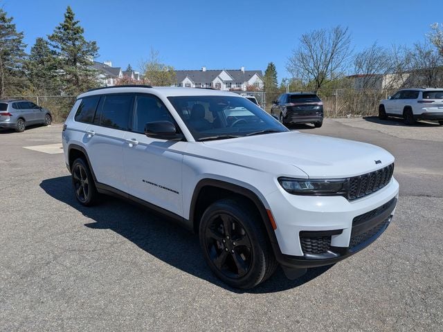 2023 Jeep Grand Cherokee L Altitude 4x4