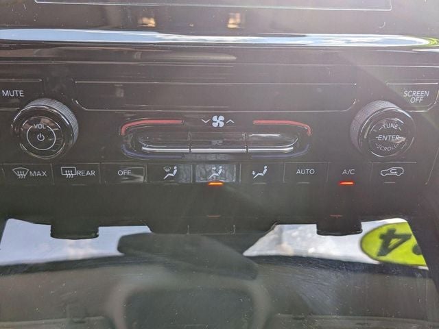 2024 Jeep Grand Cherokee L Laredo X 4x4