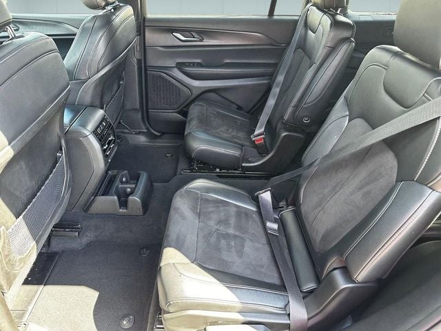 2024 Jeep Grand Cherokee L Altitude X 4x4