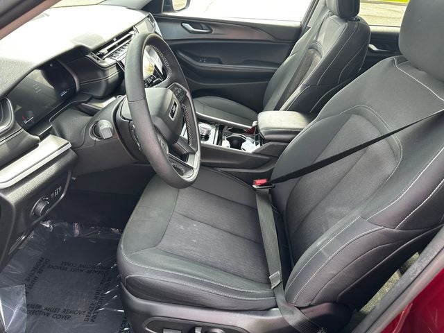 2023 Jeep Grand Cherokee L Laredo 4x4