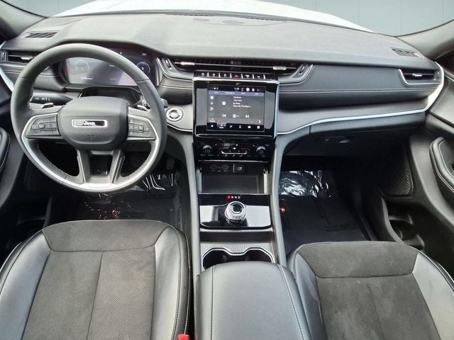 2024 Jeep Grand Cherokee L Altitude X 4x4