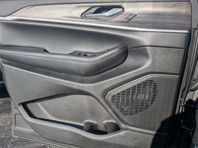 2025 Jeep Grand Cherokee L GRAND CHEROKEE L LIMITED 4X4