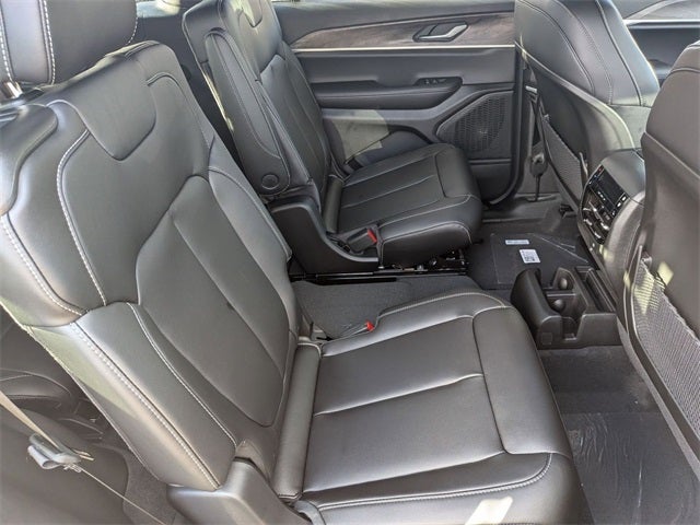 2025 Jeep Grand Cherokee L GRAND CHEROKEE L LIMITED 4X4