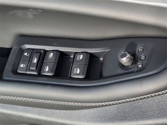 2026 Jeep Grand Cherokee GRAND CHEROKEE L LIMITED RESERVE 4X4