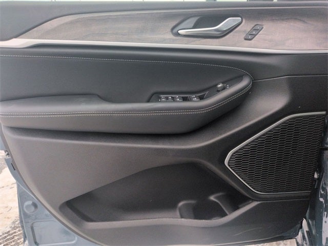 2026 Jeep Grand Cherokee GRAND CHEROKEE L LIMITED RESERVE 4X4