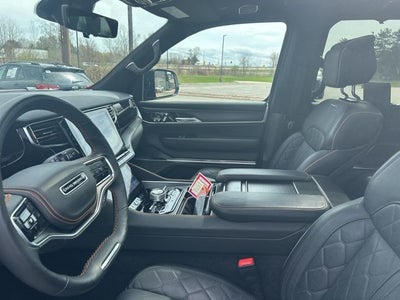 2024 Jeep Grand Wagoneer L Series III Obsidian 4x4