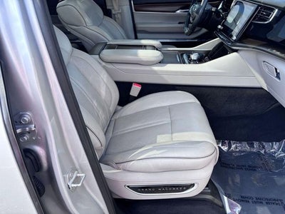 2022 Jeep Grand Wagoneer Series II 4x4