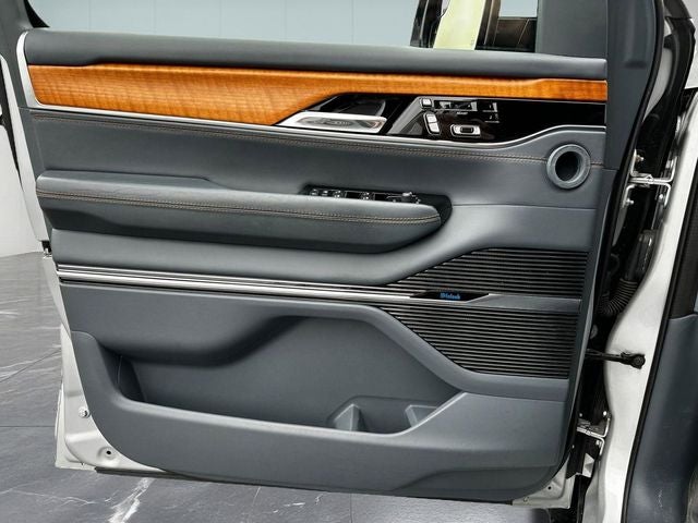 2022 Jeep Grand Wagoneer Series II 4x4