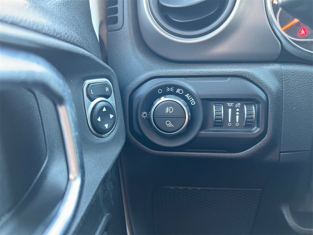 2021 Jeep Gladiator Sport S 4x4