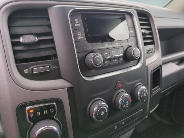 2017 RAM 1500 Express Crew Cab 4x4 5'7' Box