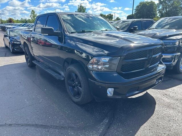 2018 RAM 1500 Big Horn Crew Cab 4x4 5'7' Box