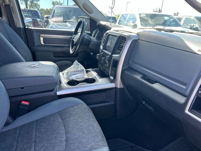 2018 RAM 1500 Big Horn Crew Cab 4x4 5'7' Box