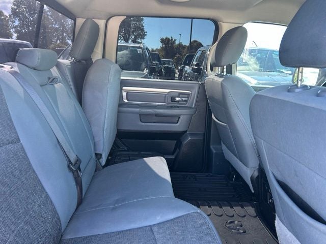 2018 RAM 1500 Big Horn Crew Cab 4x4 5'7' Box