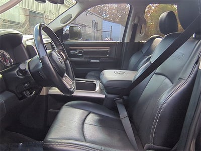 2017 RAM 1500 Laramie Crew Cab 4x4 5'7' Box