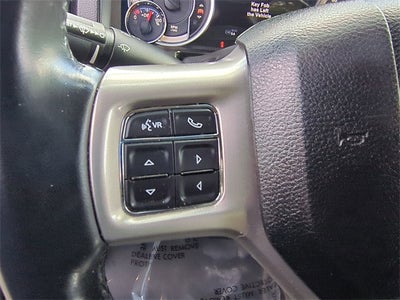 2017 RAM 1500 Laramie Crew Cab 4x4 5'7' Box