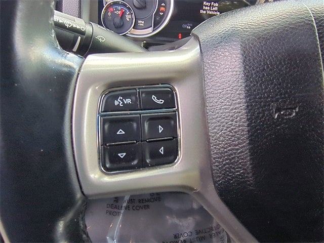 2017 RAM 1500 Laramie Crew Cab 4x4 5'7' Box