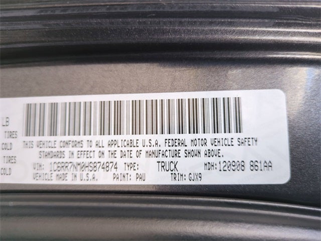 2017 RAM 1500 Laramie Crew Cab 4x4 5'7' Box