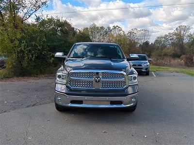 2017 RAM 1500 Laramie Crew Cab 4x4 5'7' Box