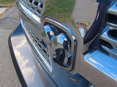 2017 RAM 1500 Laramie Crew Cab 4x4 5'7' Box