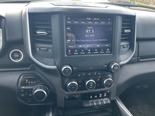 2021 RAM 1500 Big Horn Crew Cab 4x4 5'7' Box