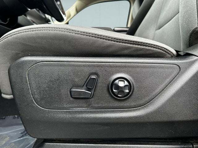 2019 RAM 1500 Big Horn/Lone Star Crew Cab 4x4 5'7' Box