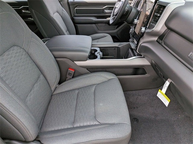 2025 RAM Ram 1500 RAM 1500 BIG HORN CREW CAB 4X4 5'7' BOX