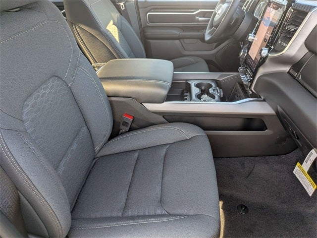 2025 RAM Ram 1500 RAM 1500 BIG HORN CREW CAB 4X4 5'7' BOX