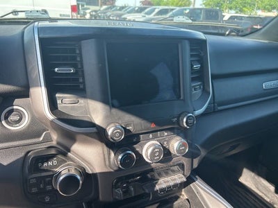 2020 RAM 1500 Big Horn Crew Cab 4x4 5'7' Box