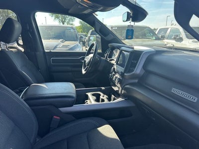 2020 RAM 1500 Big Horn Crew Cab 4x4 5'7' Box