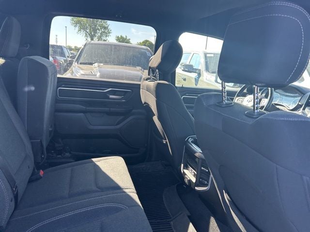 2020 RAM 1500 Big Horn Crew Cab 4x4 5'7' Box