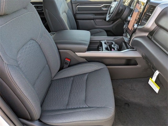 2025 RAM Ram 1500 RAM 1500 BIG HORN CREW CAB 4X4 5'7' BOX