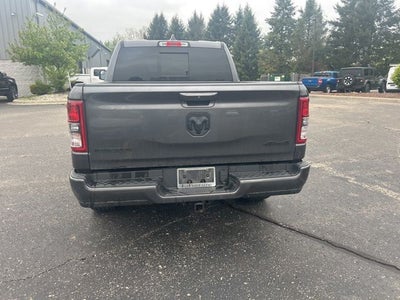 2020 RAM 1500 Big Horn Crew Cab 4x4 5'7' Box