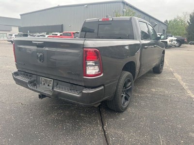 2020 RAM 1500 Big Horn Crew Cab 4x4 5'7' Box