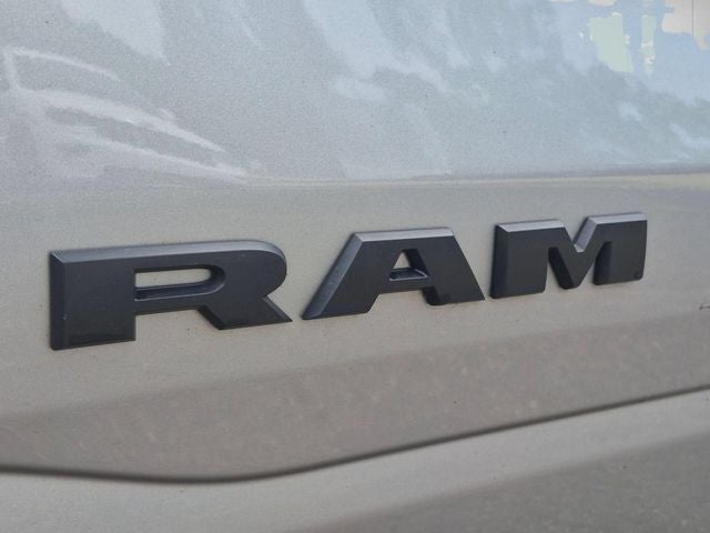 2020 RAM 1500 Big Horn Crew Cab 4x4 5'7' Box