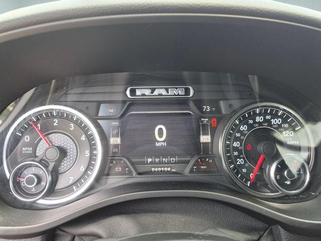 2020 RAM 1500 Big Horn Crew Cab 4x4 5'7' Box