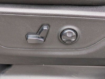 2020 RAM 1500 Big Horn Crew Cab 4x4 5'7' Box
