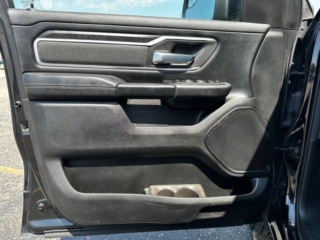 2020 RAM 1500 Big Horn Crew Cab 4x4 5'7' Box