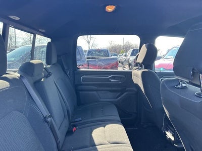 2020 RAM 1500 Big Horn Crew Cab 4x4 5'7' Box