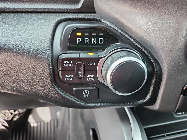 2021 RAM 1500 Big Horn Crew Cab 4x4 5'7' Box