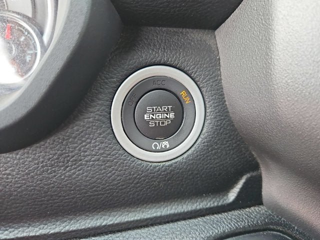 2021 RAM 1500 Big Horn Crew Cab 4x4 5'7' Box