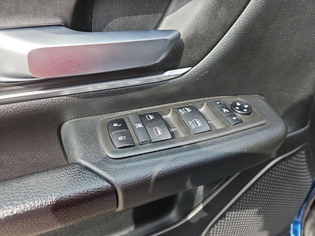 2021 RAM 1500 Big Horn Crew Cab 4x4 5'7' Box