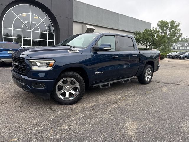 2020 RAM 1500 Big Horn Crew Cab 4x4 5'7' Box