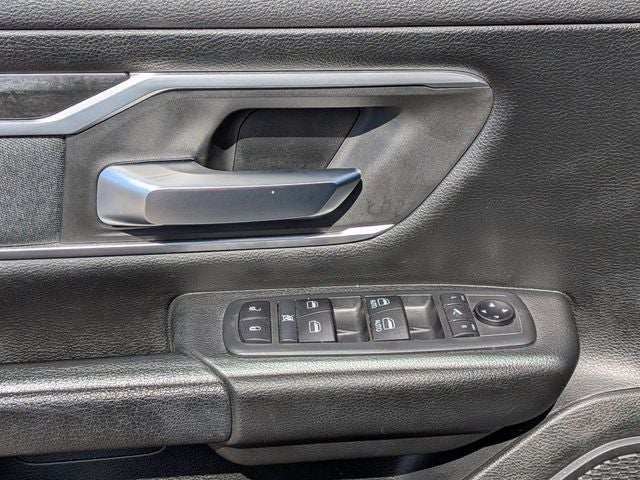 2021 RAM 1500 Big Horn Crew Cab 4x4 5'7' Box