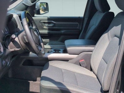2021 RAM 1500 Big Horn Crew Cab 4x4 5'7' Box