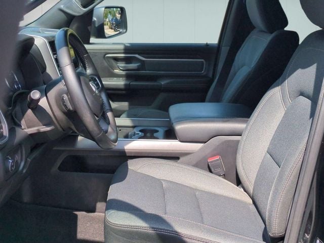 2021 RAM 1500 Big Horn Crew Cab 4x4 5'7' Box