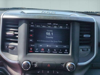 2021 RAM 1500 Big Horn Crew Cab 4x4 5'7' Box